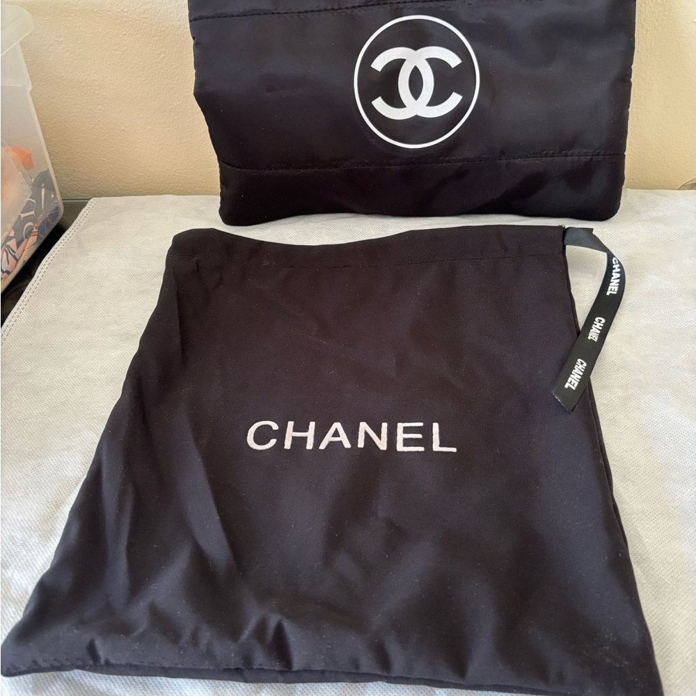 CHANEL Black and White Logo Pouch/Make up pouch
